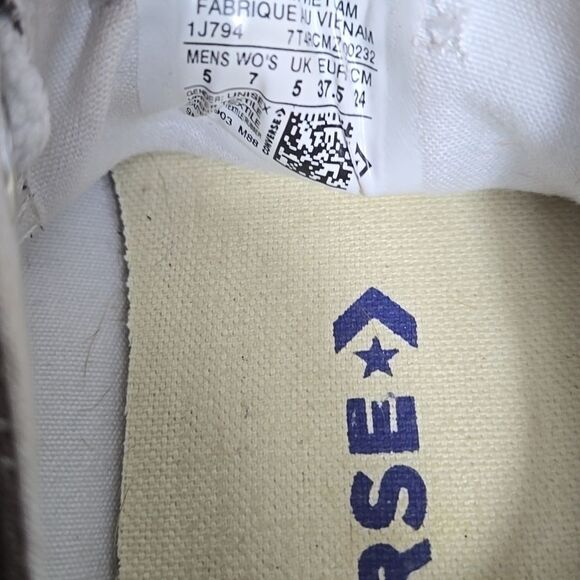 Comverse Classic Gray Low-Top Sneakers - Picture 7 of 7